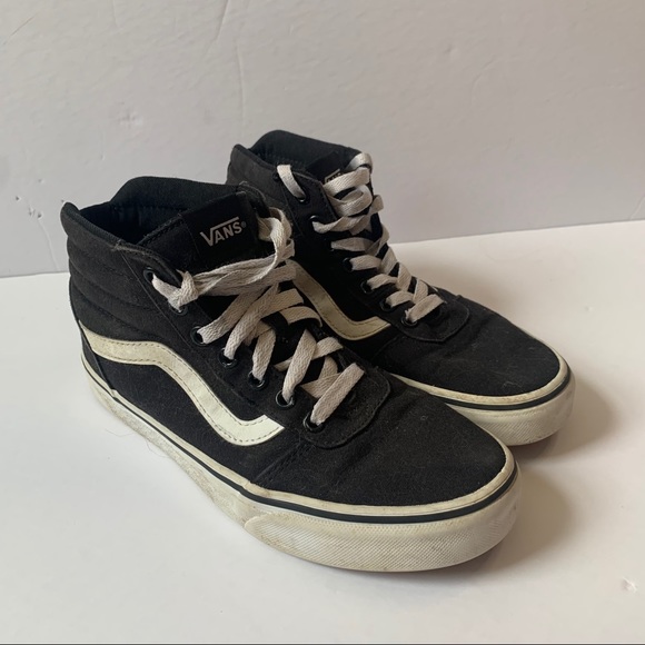 Vans High Top Classic Sneaker 7.5 - Picture 1 of 4